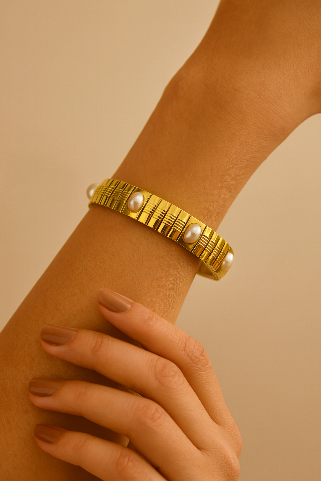 Golden Grid Pearl Cuff