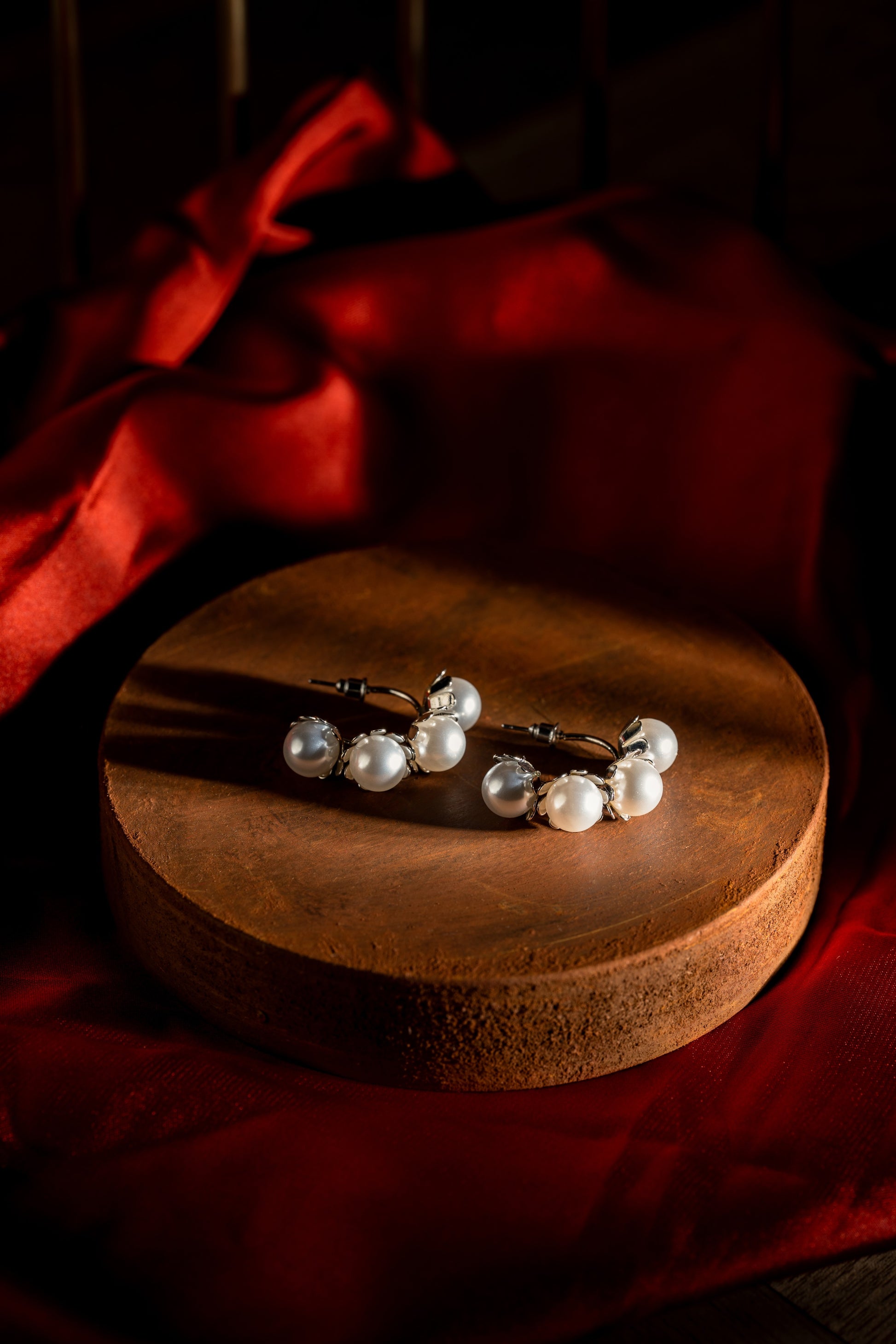 Pearl Earrings, Everyday Jewelry, Minimalist Earrings, White Studs, Dainty Hoops, Lightweight Earrings, Silver Base